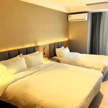 True Go Hotel Chengdu Exterior photo